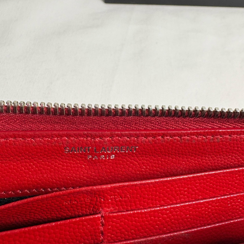 Authentic YSL YVES SAINT LAURENT quilted red wallet box cards, and certificate - Picture 4 of 12